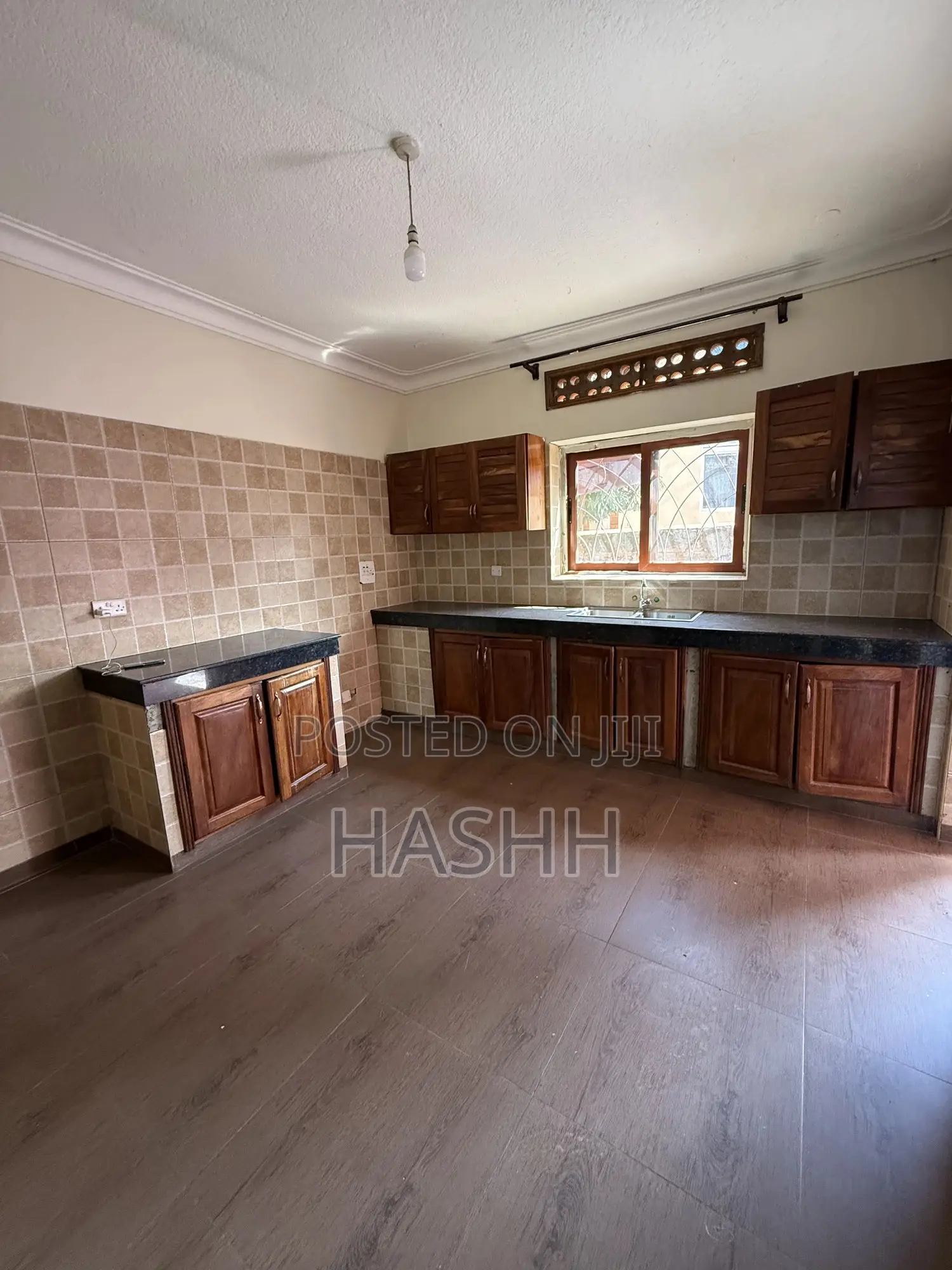 3bdrm Apartment in Muyunyo, Central Division for rent in Central Division