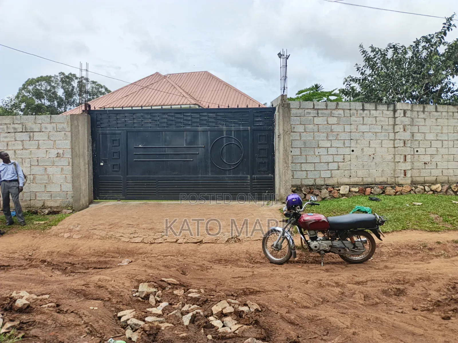 3bdrm House in Mukono Waton for sale in Mukono TC