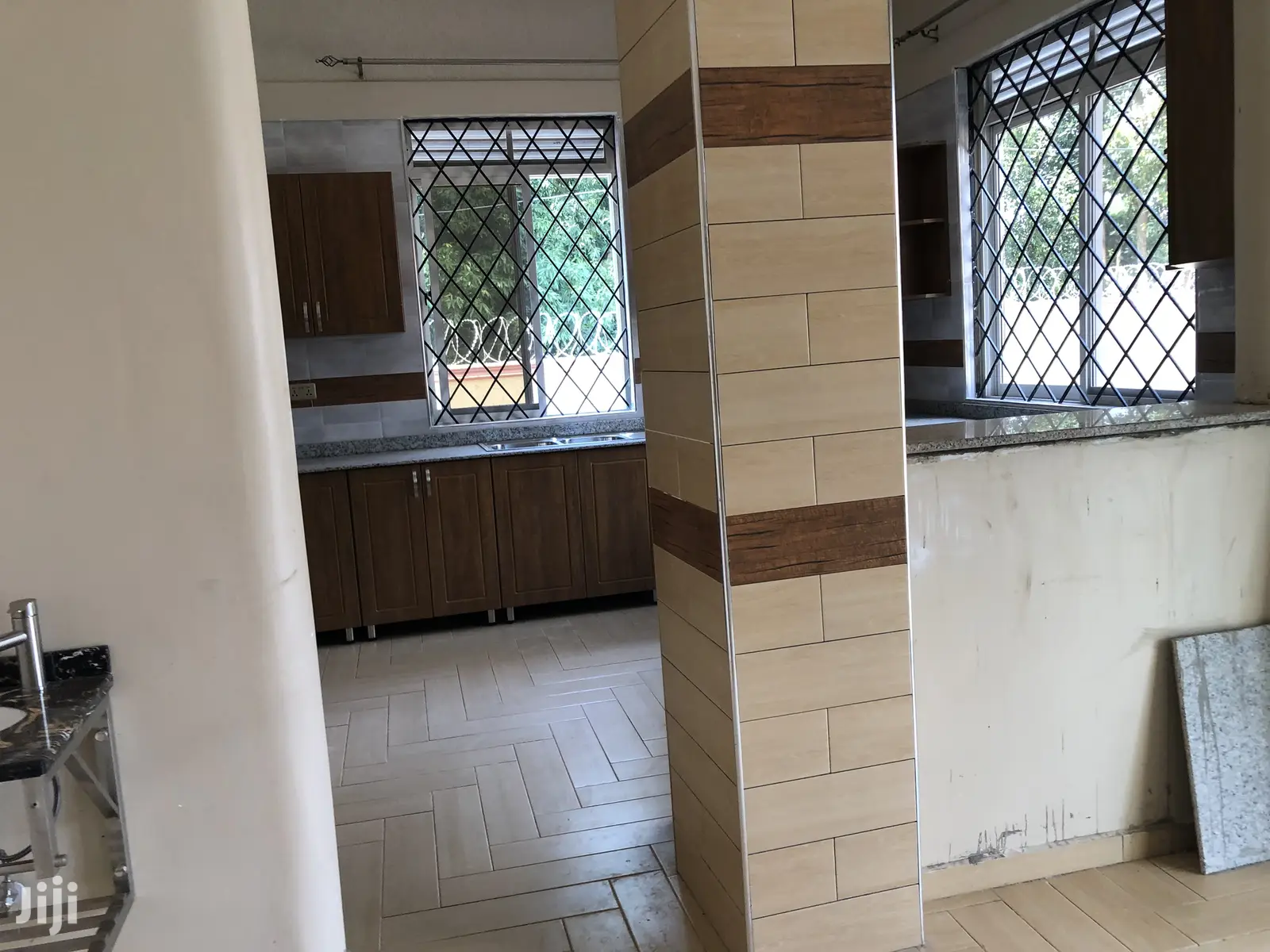 Kisaasi Nice House on Sell in Kampala