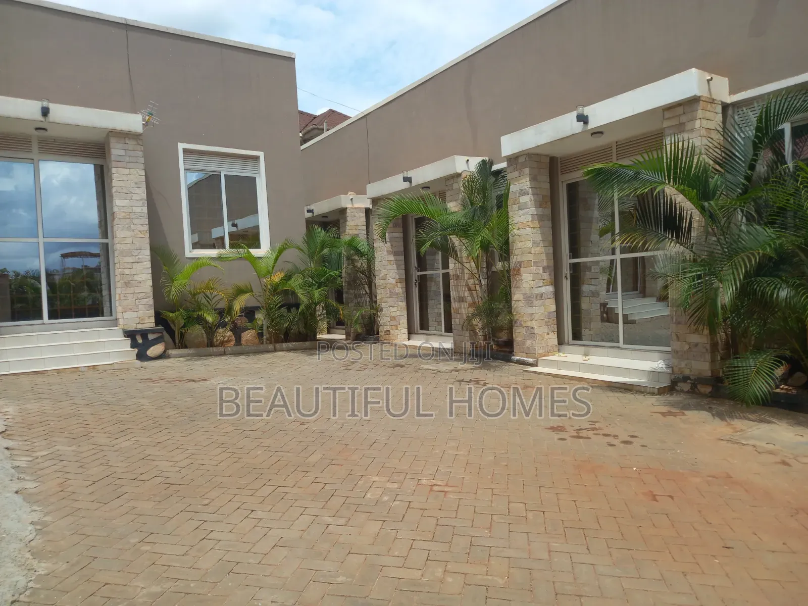 Furnished 2bdrm Apartment in Najjera, Central Division for sale in Central Division