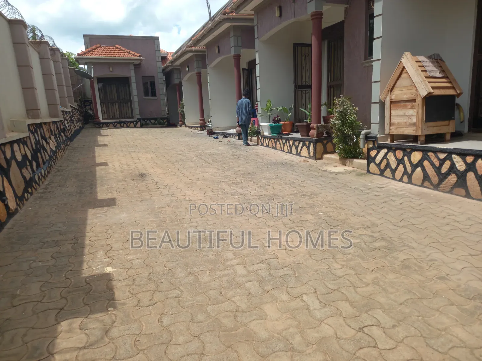 Furnished 1bdrm Apartment in Kira for sale in Kira