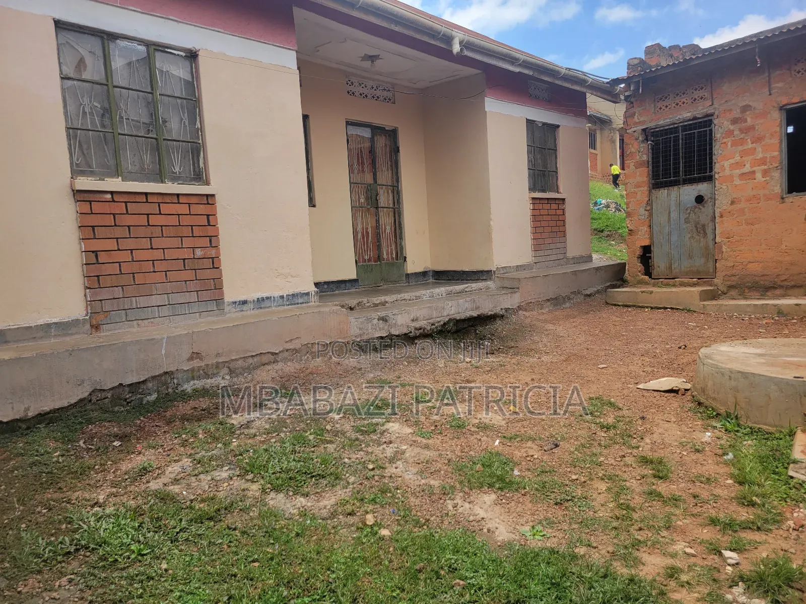 2bdrm House in Lugoba Business, Kawempe for sale in Kawempe