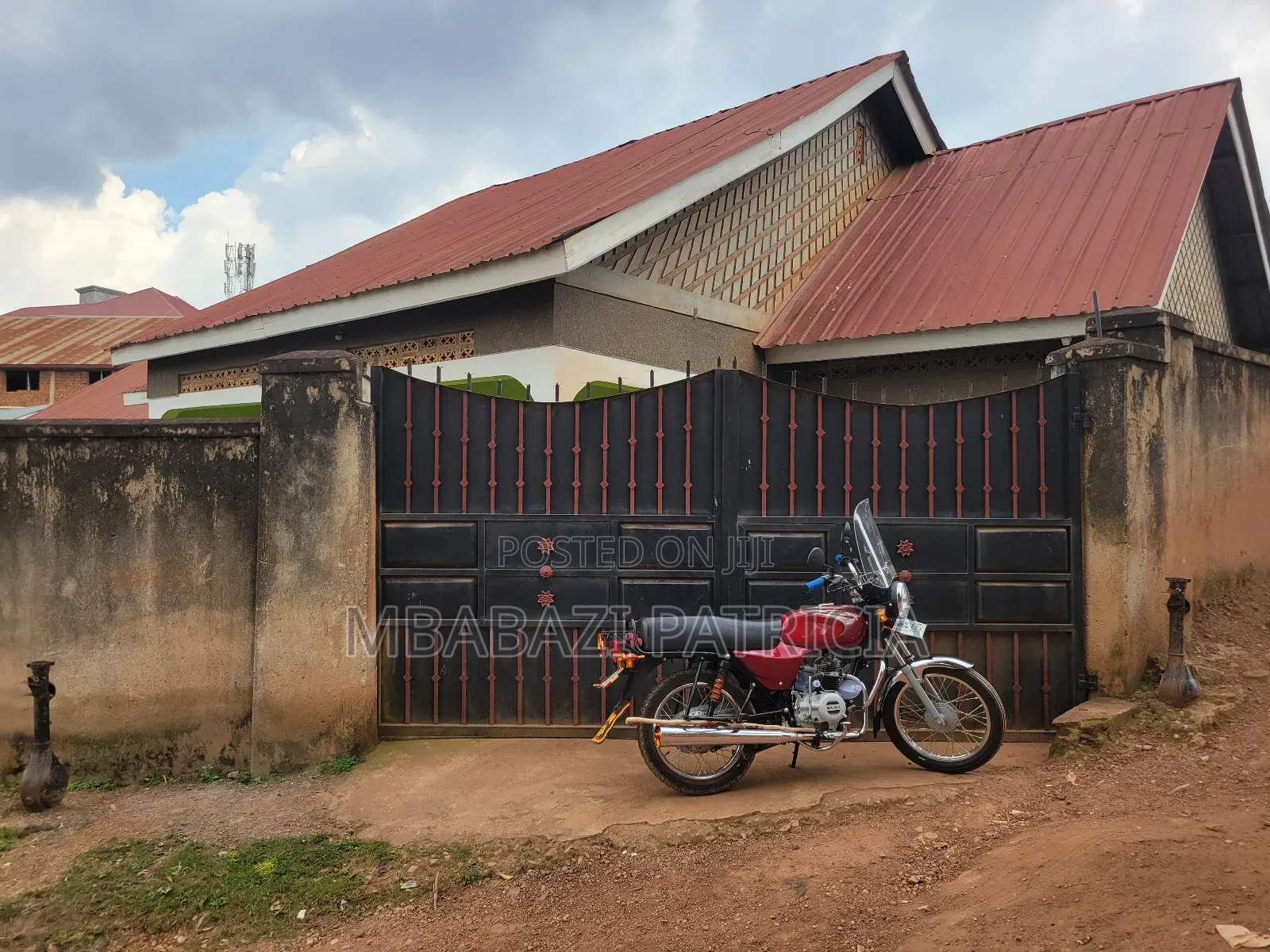 4bdrm House in Lugoba 02, Kawempe for sale in Kawempe