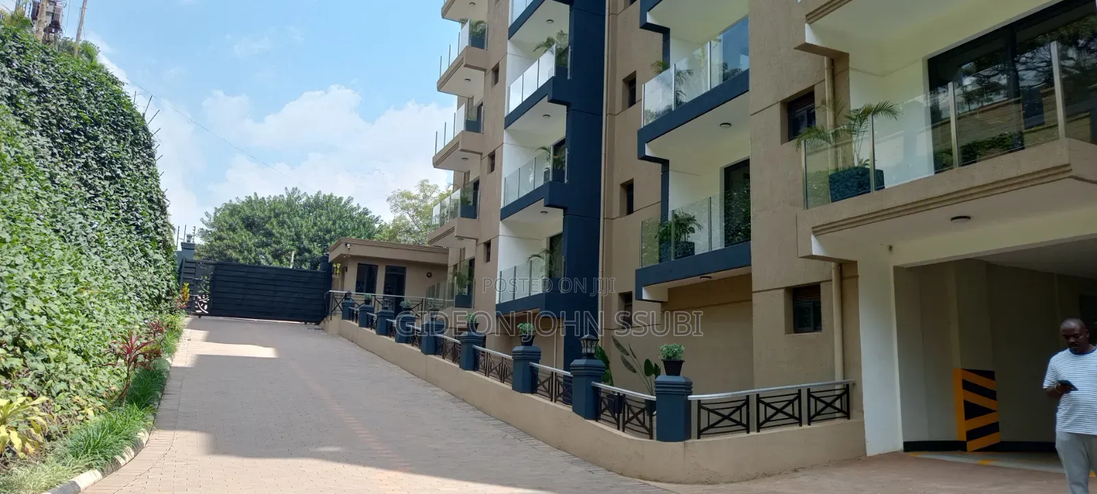 3bdrm Condo in Kololo Kampala, Central Division for sale in Central Division