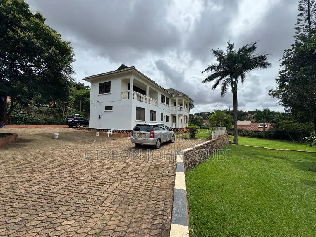6bdrm Mansion in Buziga Hill Top, Makindye for sale in Makindye
