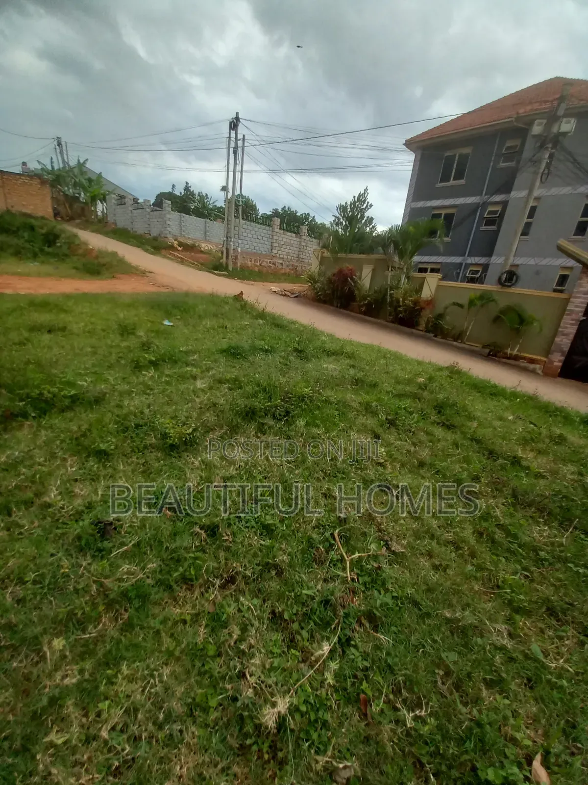 Kyaliwajjara Half Acre Nice Land on Sell in Kira
