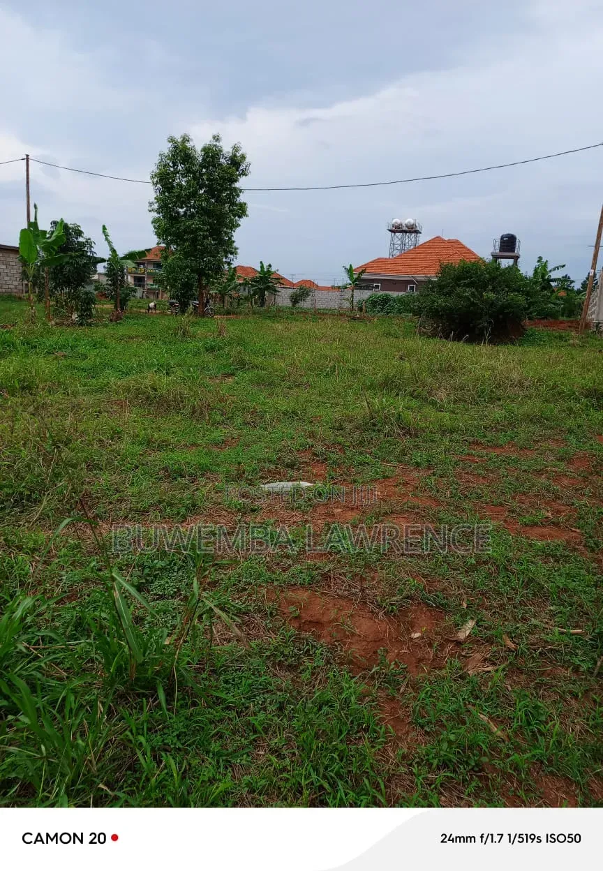 Land for Sale Title at Nsagu Nateete Nakawuka Road 50x100 in Central Division