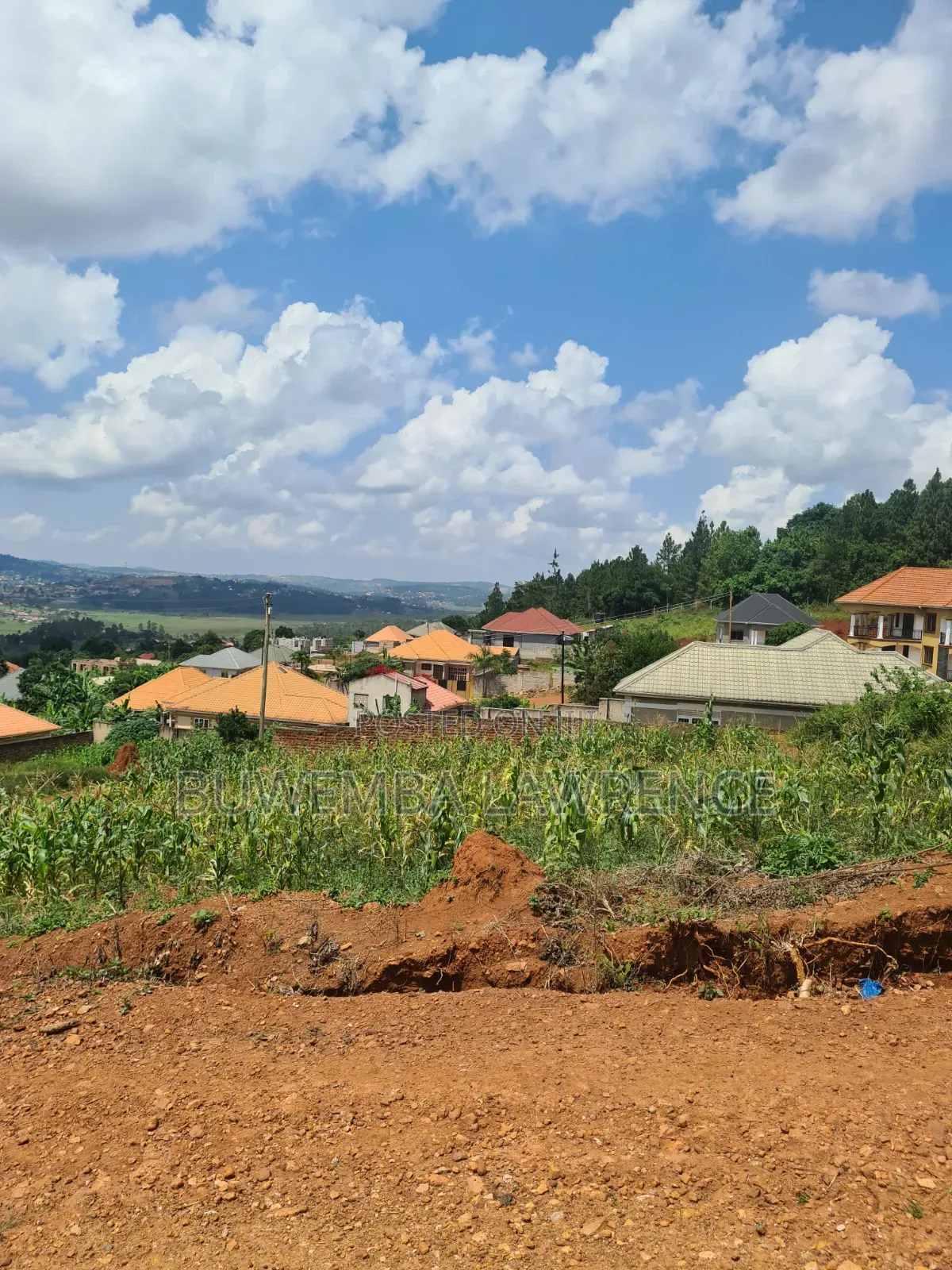 Land for Sale Title at Bwebajja Entebe Road 50x100 in Central Division
