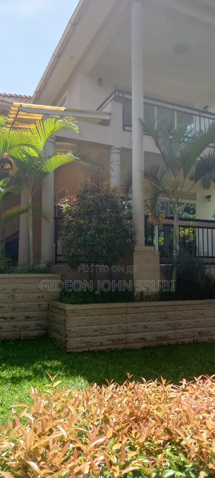 3bdrm Townhouse / Terrace in Muyenga, Makindye for rent in Makindye