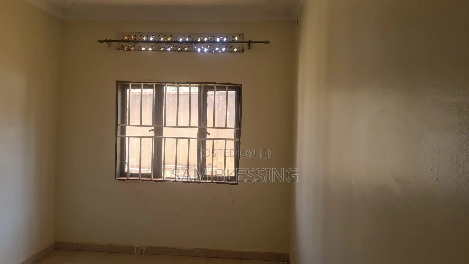 3bdrm House in Kitende Entebbe Road, Central Division for sale in Central Division