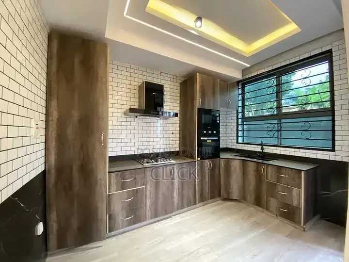 3bdrm Apartment in Buziga, Makindye for rent in Makindye
