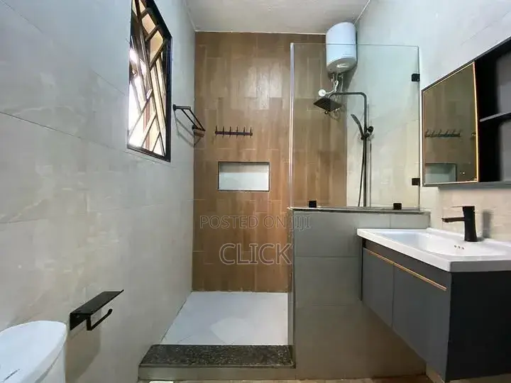 2bdrm Apartment in Muyenga, Makindye for rent in Makindye
