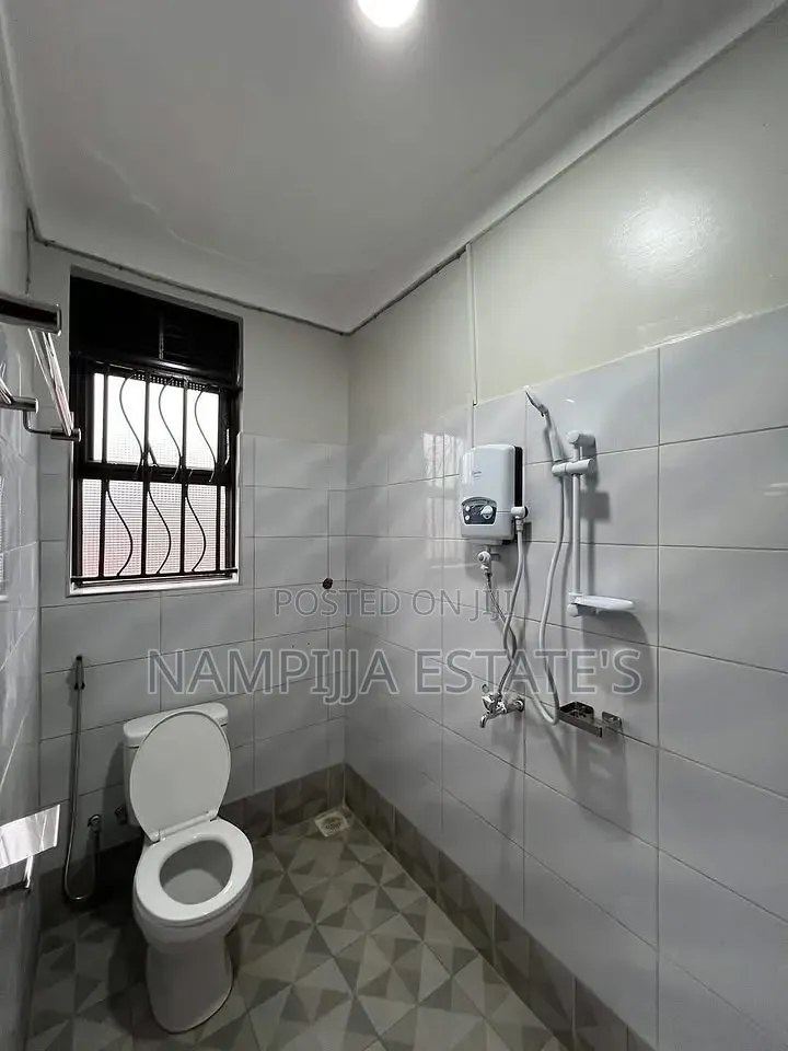 2bdrm Apartment in Muyenga, Makindye for rent in Makindye