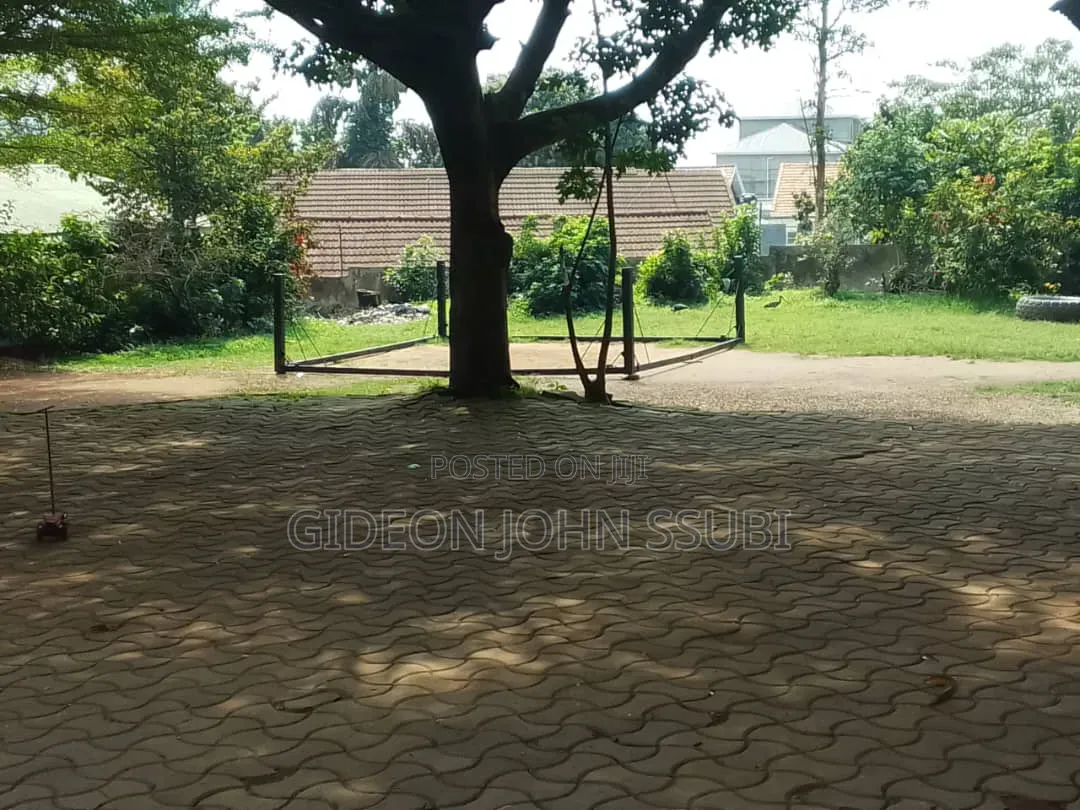 Acre of Prime Land in Kisugu Muyenga in Makindye
