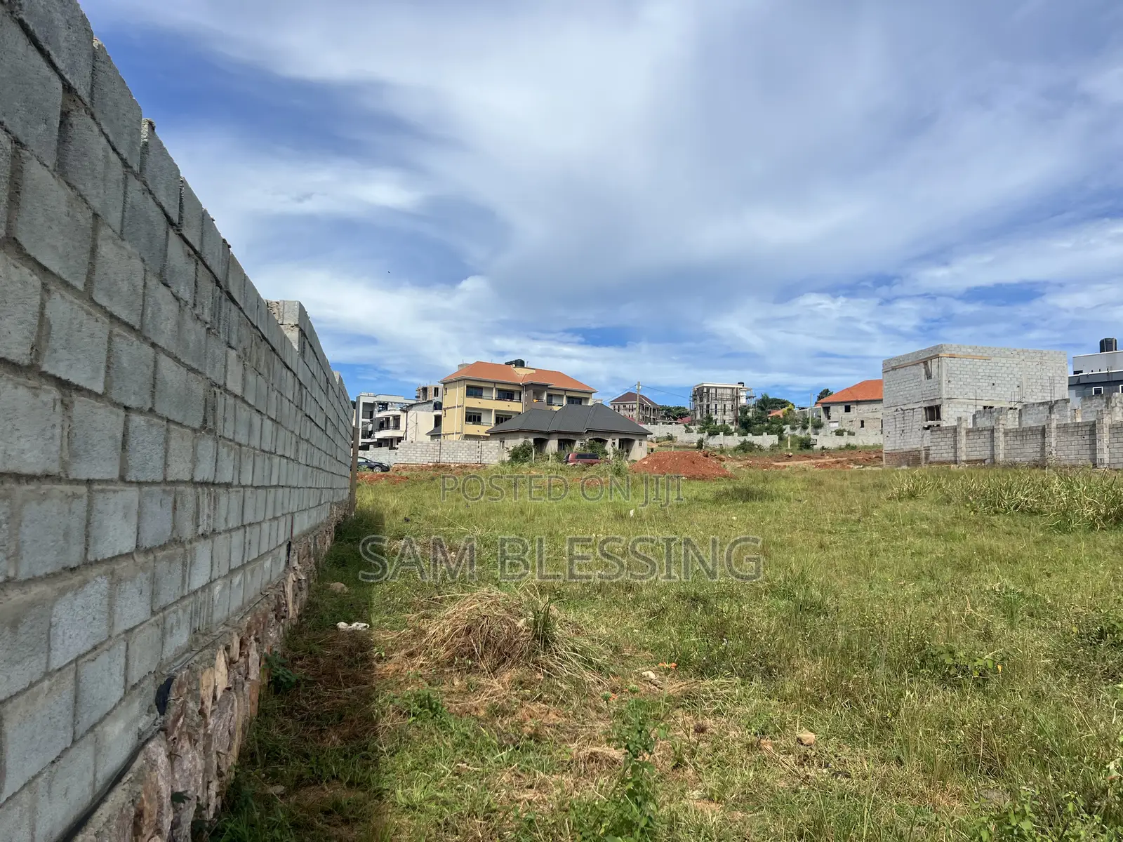 10bdrm Block of Flats in Munyonyo Kigo, Central Division for sale in Central Division