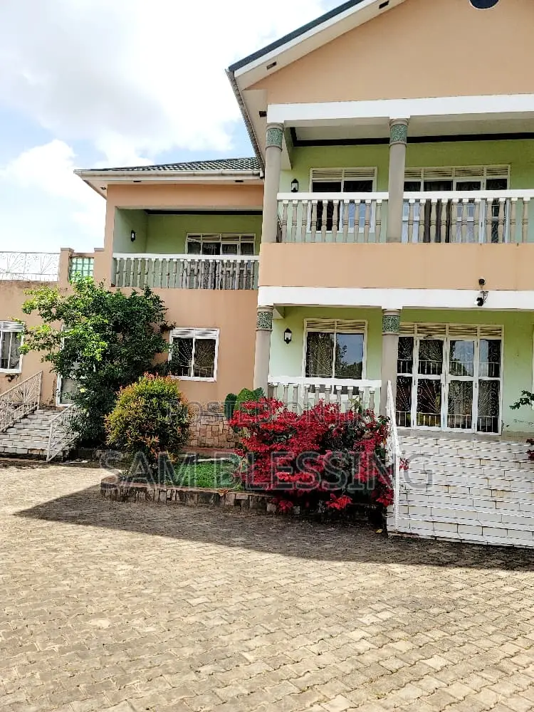 6bdrm Mansion in Mutungo On Munyonyo, Central Division for sale in Central Division