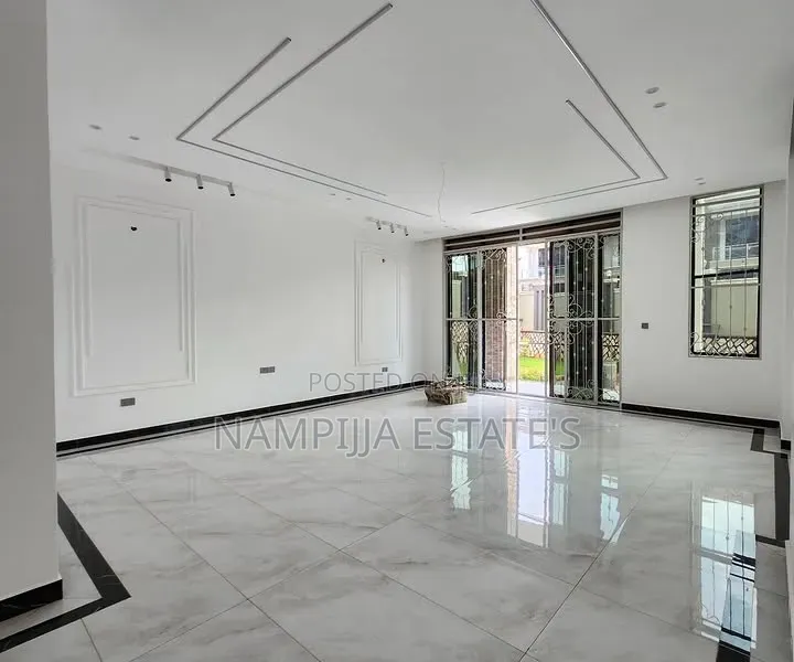 5bdrm Apartment in Muyenga, Makindye for rent in Makindye