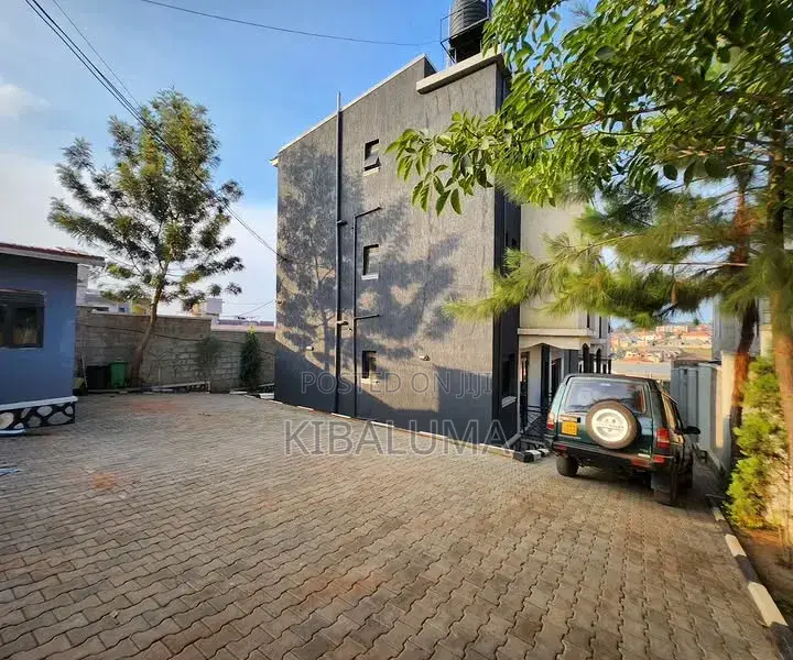 3bdrm Apartment in Buziga, Makindye for rent in Makindye