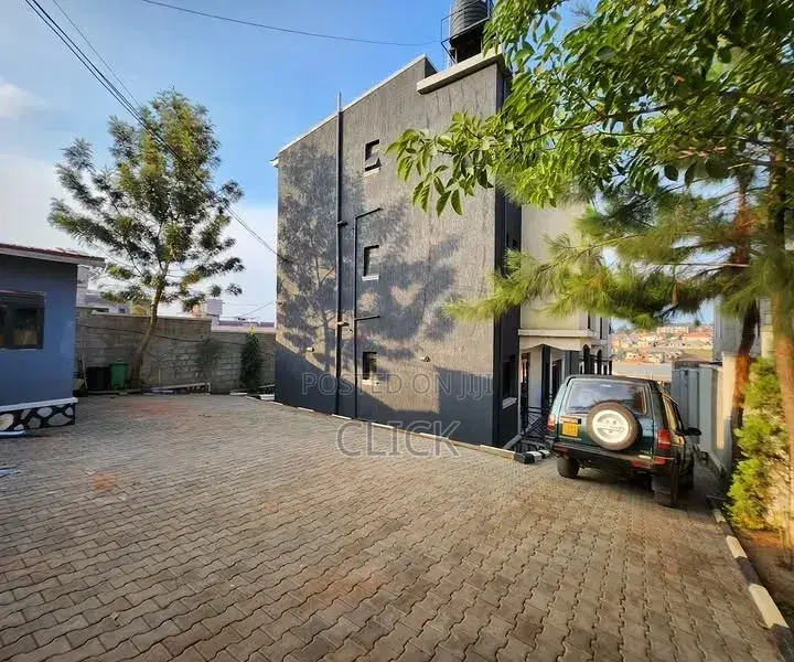3bdrm Apartment in Buziga, Makindye for rent in Makindye