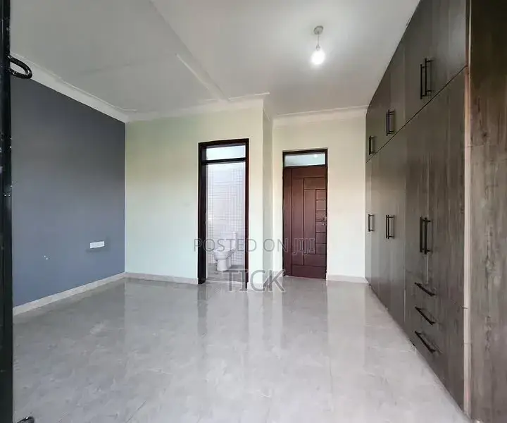 3bdrm Apartment in Buziga, Makindye for rent in Makindye