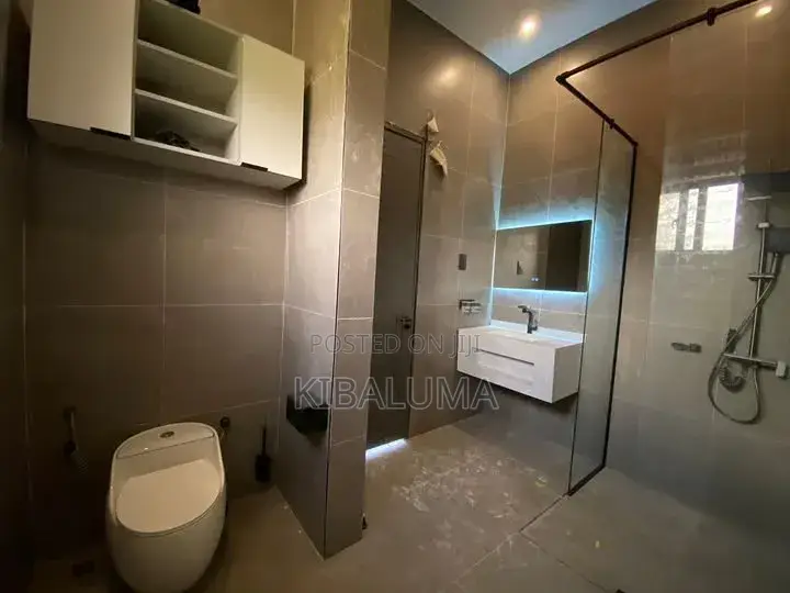 2bdrm Apartment in Muyenga, Makindye for rent in Makindye