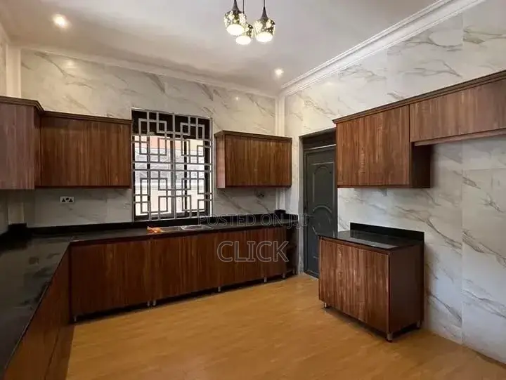 4bdrm Apartment in Munyonyo, Makindye for rent in Makindye