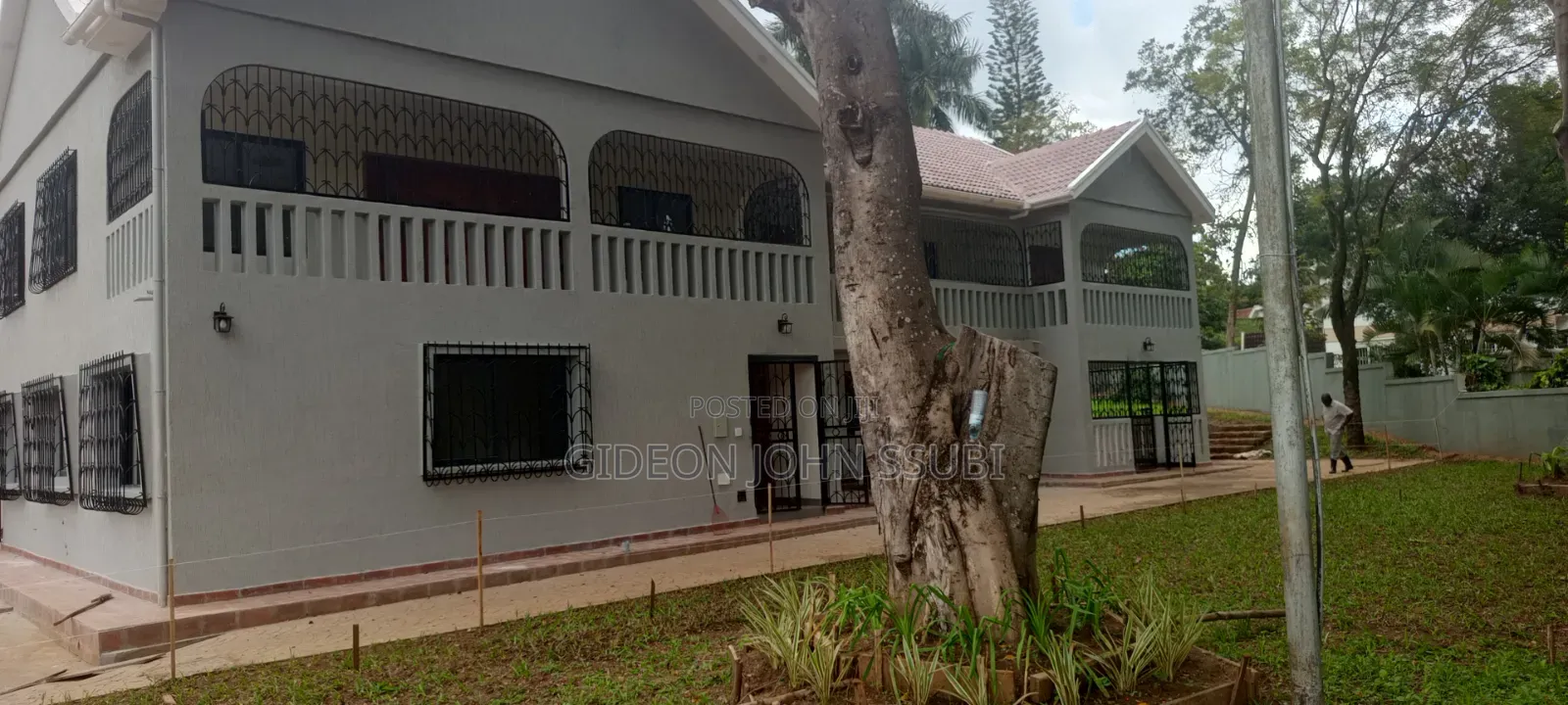 10bdrm Mansion in Bugolobi Luthuli, Nakawa for rent in Nakawa