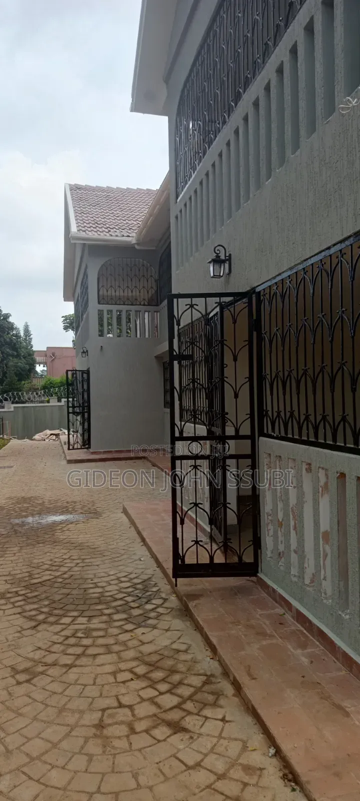 10bdrm Mansion in Bugolobi Luthuli, Nakawa for rent in Nakawa