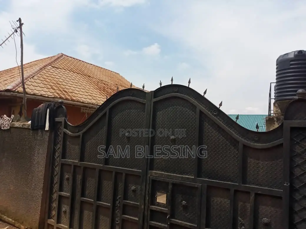 10bdrm Duplex in Nansana, Central Division for sale in Central Division
