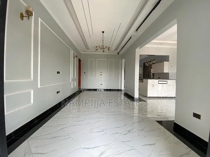 4bdrm Duplex in Kisaasi, Nakawa for sale in Nakawa