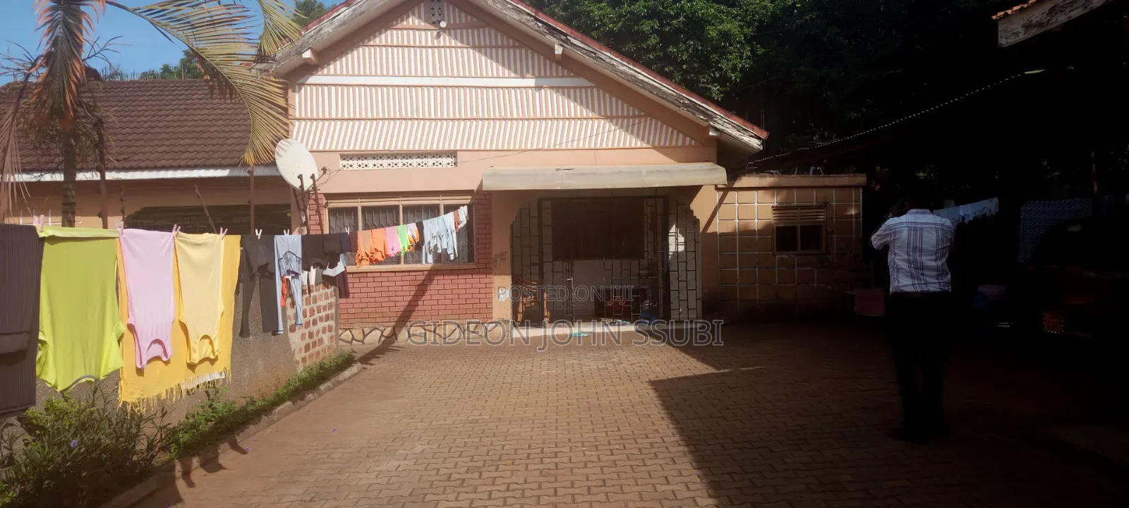 32 Decimals Prime Land in Kisugu Muyenga in Makindye