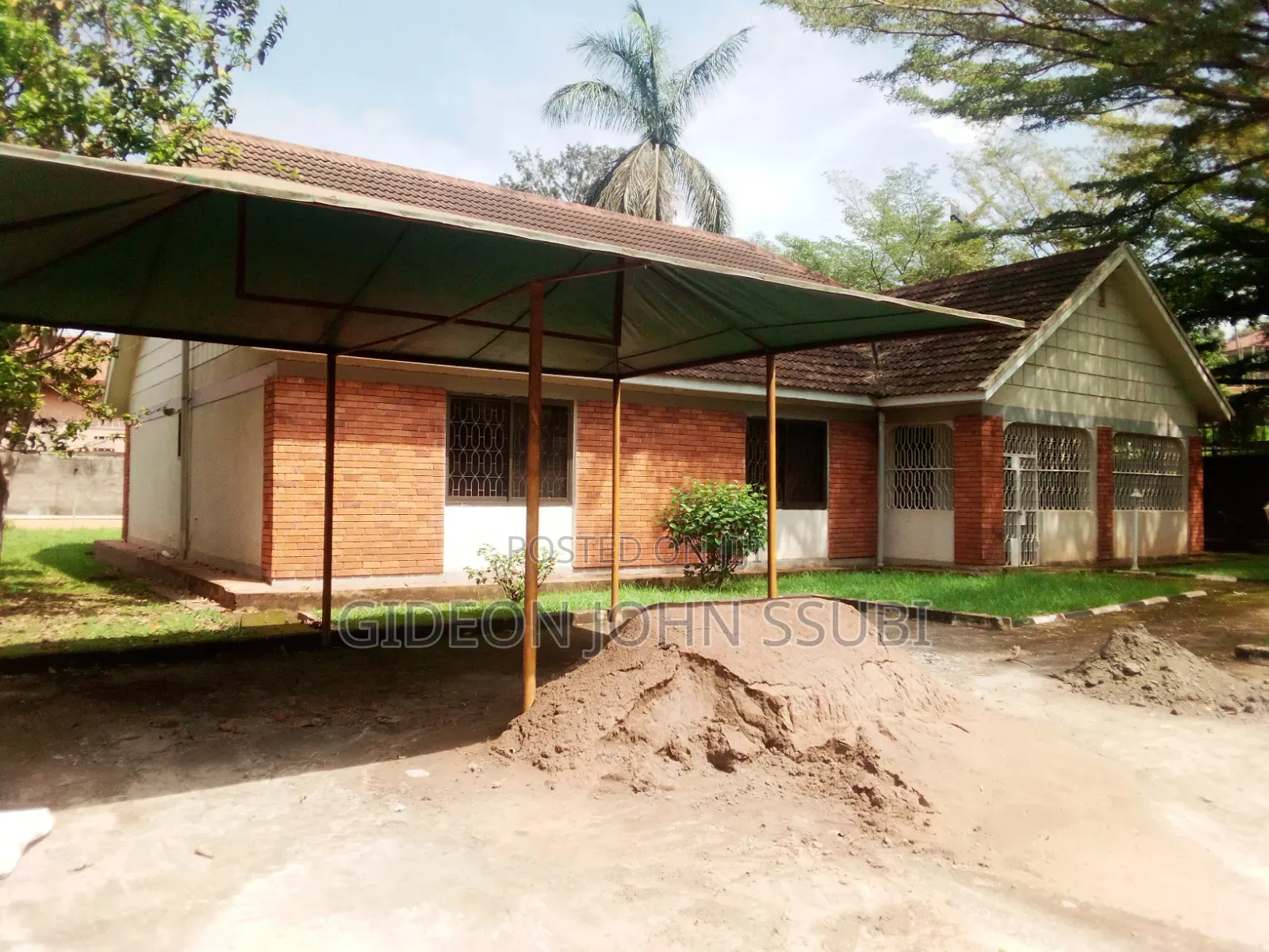 3bdrm Bungalow in Bugolobi, Nakawa for rent in Nakawa