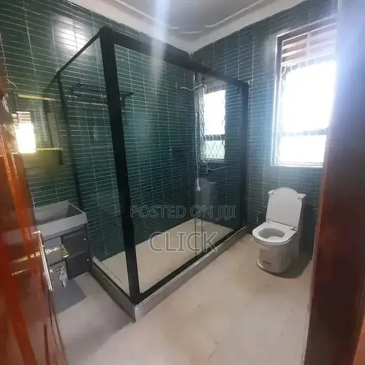 3bdrm Apartment in Munyonyo, Makindye for rent in Makindye