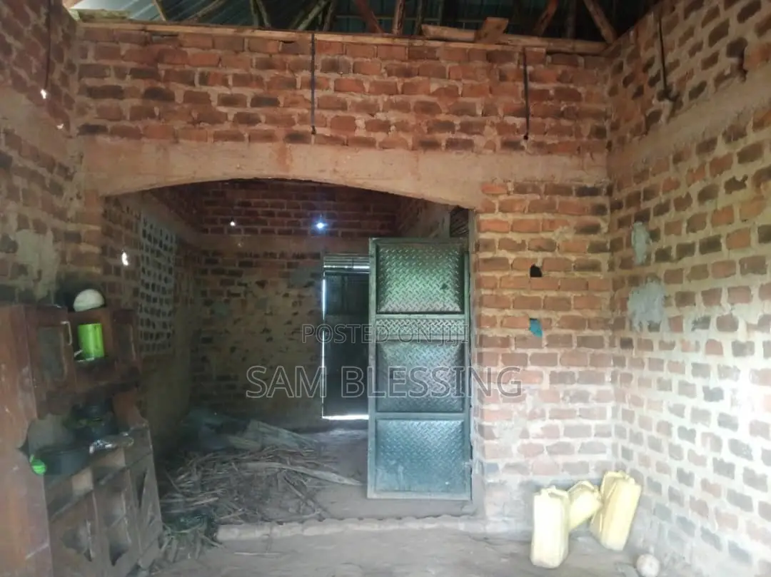 3bdrm House in Matuuga Gomba, Wakiso / Wakiso for sale in Wakiso / Wakiso