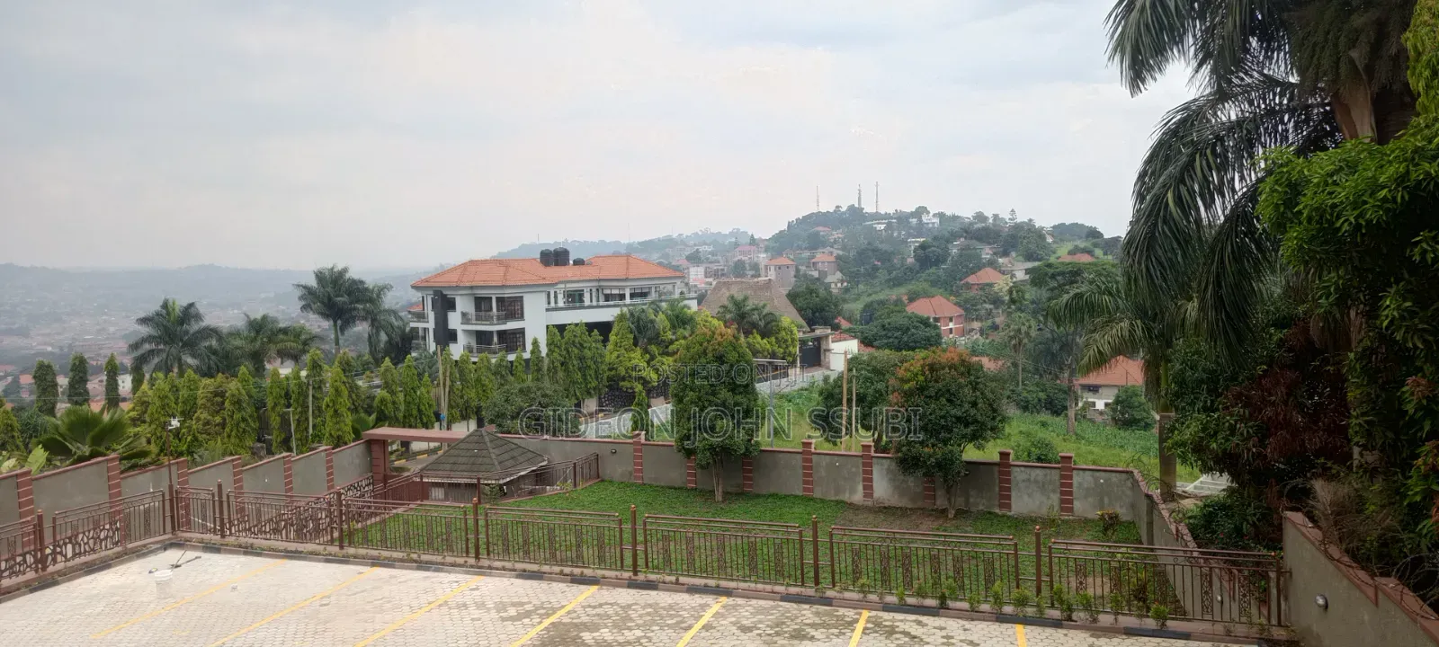 3bdrm Apartment in Buziga, Makindye for rent in Makindye