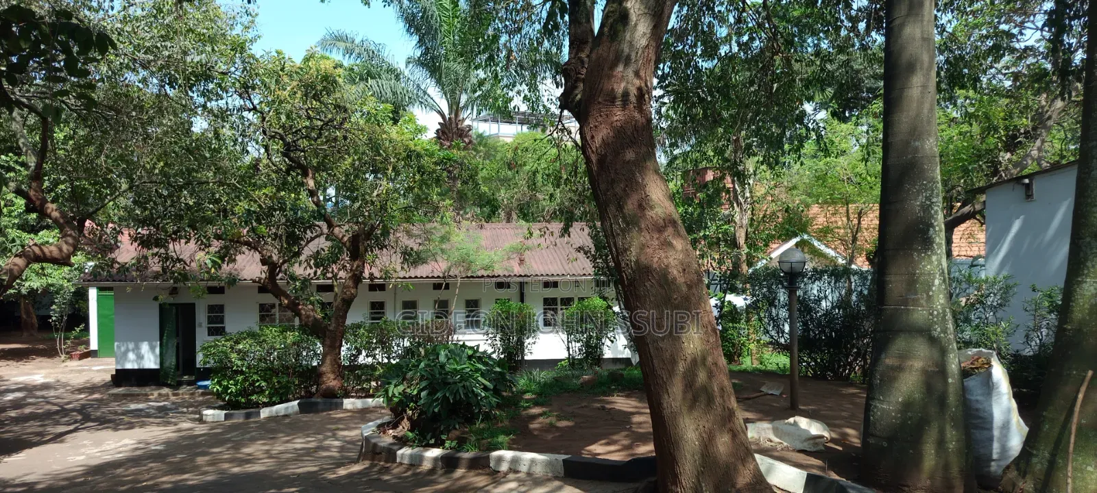 3bdrm Bungalow in Bugolobi, Nakawa for rent in Nakawa