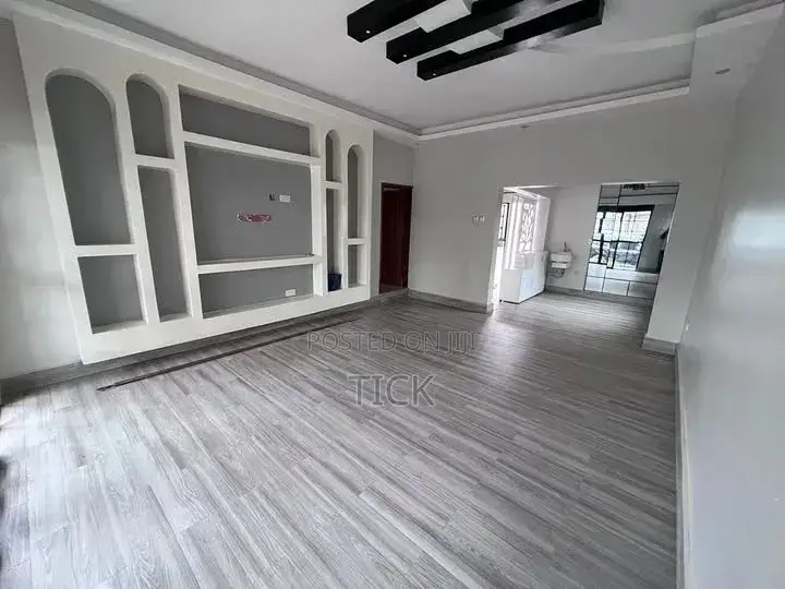 4bdrm Apartment in Muyenga, Makindye for rent in Makindye