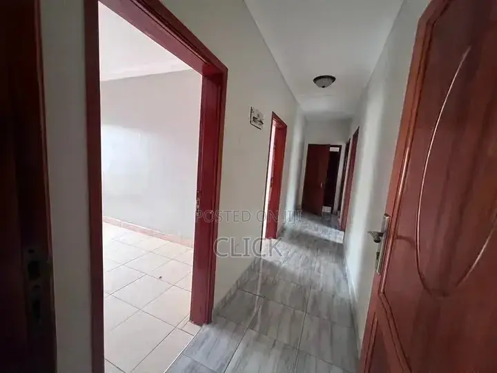 4bdrm Apartment in Muyenga, Makindye for rent in Makindye