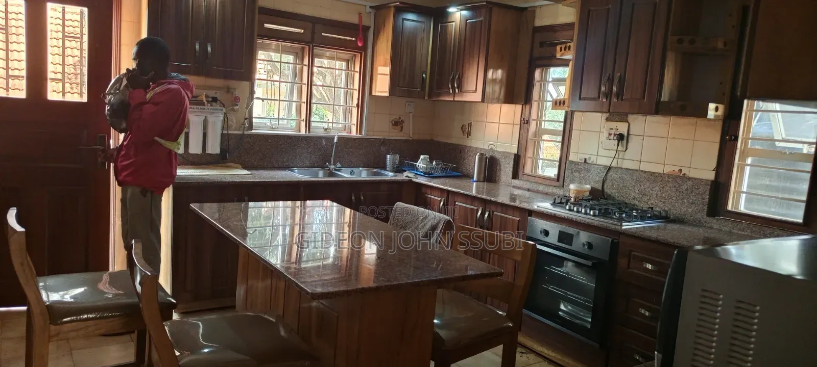 Furnished 5bdrm Mansion in Muyenga, Makindye for rent in Makindye