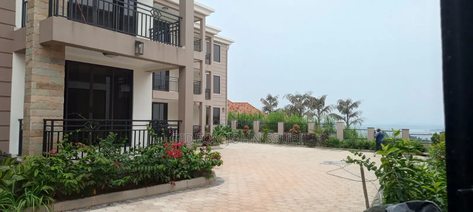 3bdrm Apartment in Muyenga, Makindye for rent in Makindye