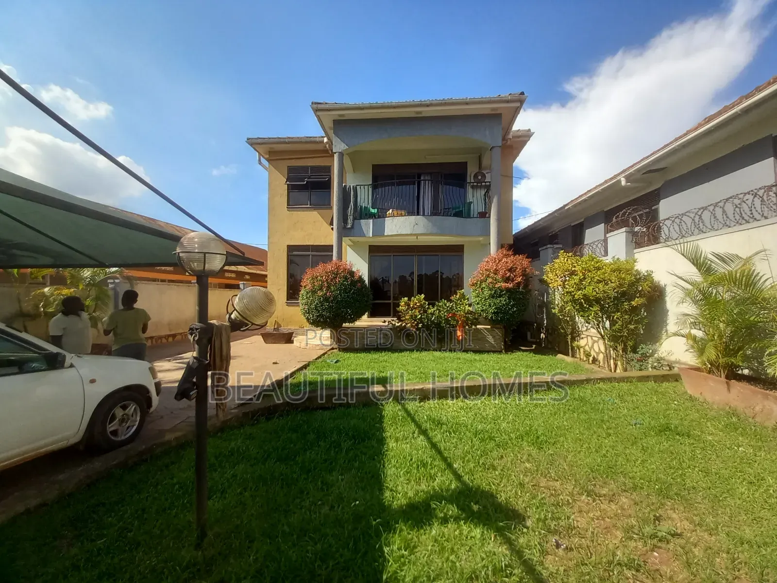 Furnished 4bdrm Duplex in Naalya, Central Division for sale in Central Division
