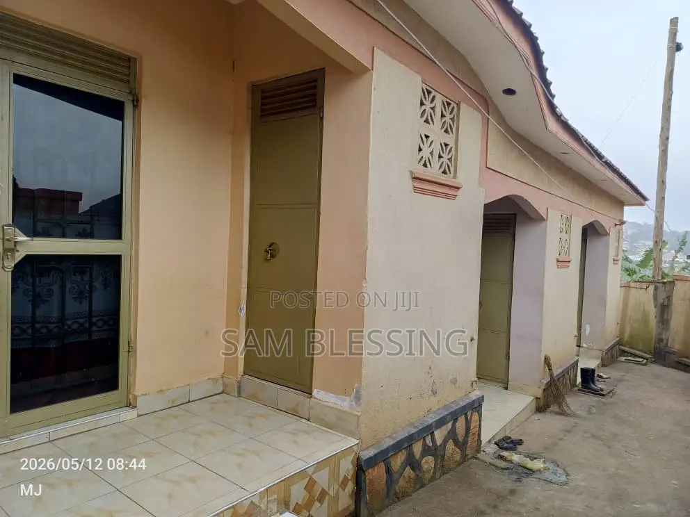 3bdrm Duplex in Bulenga, Central Division for sale in Central Division