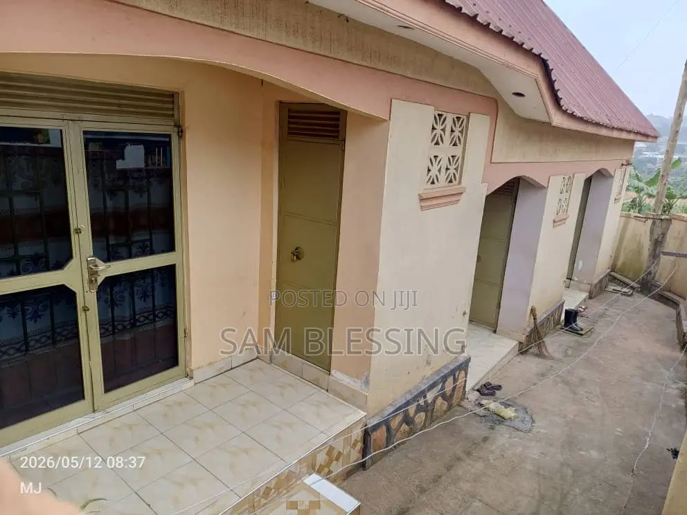 3bdrm Duplex in Bulenga, Central Division for sale in Central Division