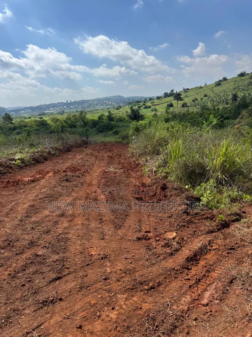 Titled Plot on Forced Sale in Heart of Kasenge Nsagu Along Nakawuka Rd in Central Division