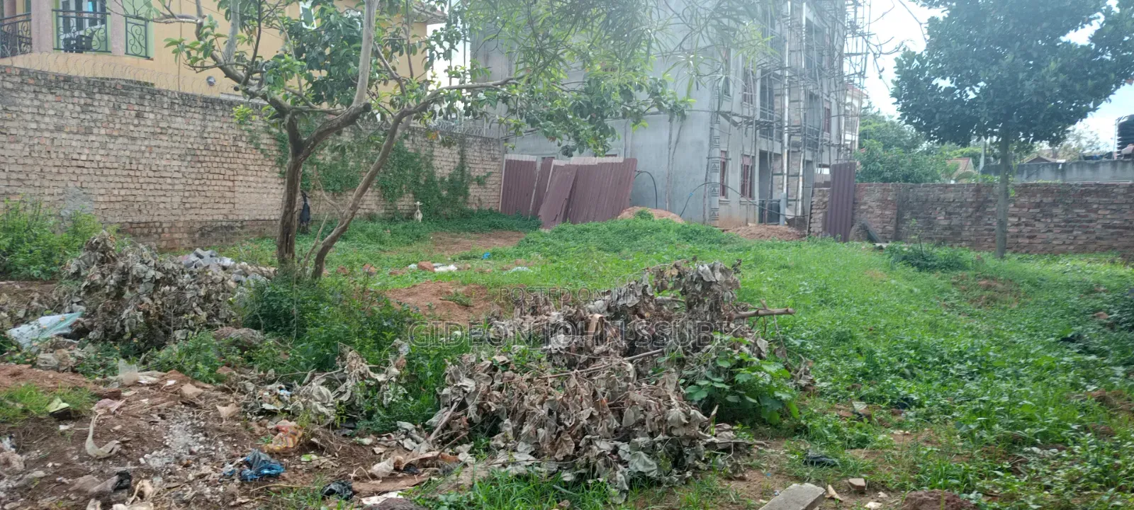 11 Decimals Mailo Land in Bukasa Muyenga in Makindye