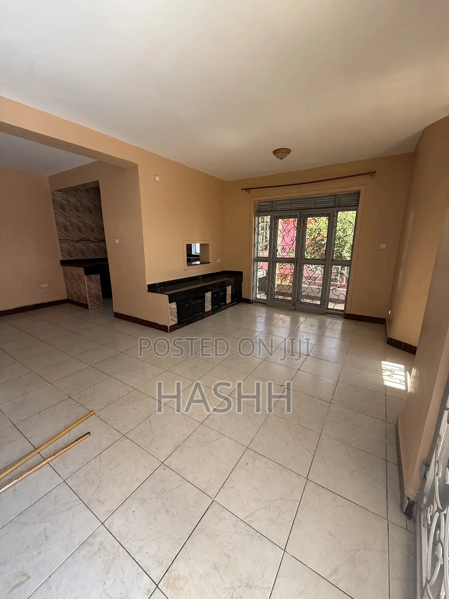 3bdrm Townhouse / Terrace in Bwebajja, Central Division for rent in Central Division