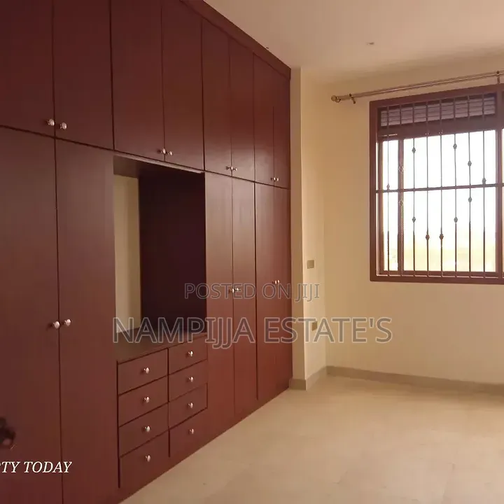 3bdrm Apartment in Buziga, Makindye for rent in Makindye
