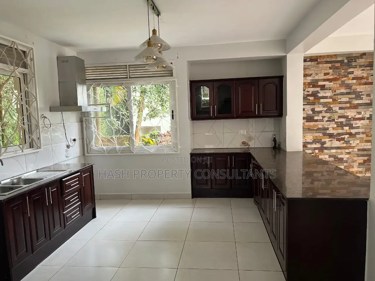 4bdrm Duplex in Lubowa, Central Division for rent in Central Division