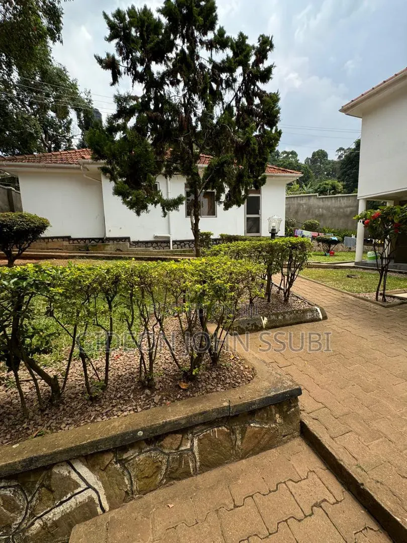 6bdrm Mansion in Muyenga, Makindye for sale in Makindye