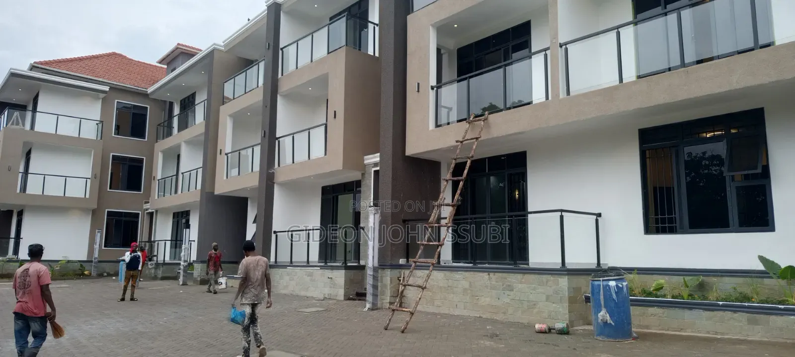3bdrm Apartment in Bunga Ggaba Road, Makindye for sale in Makindye